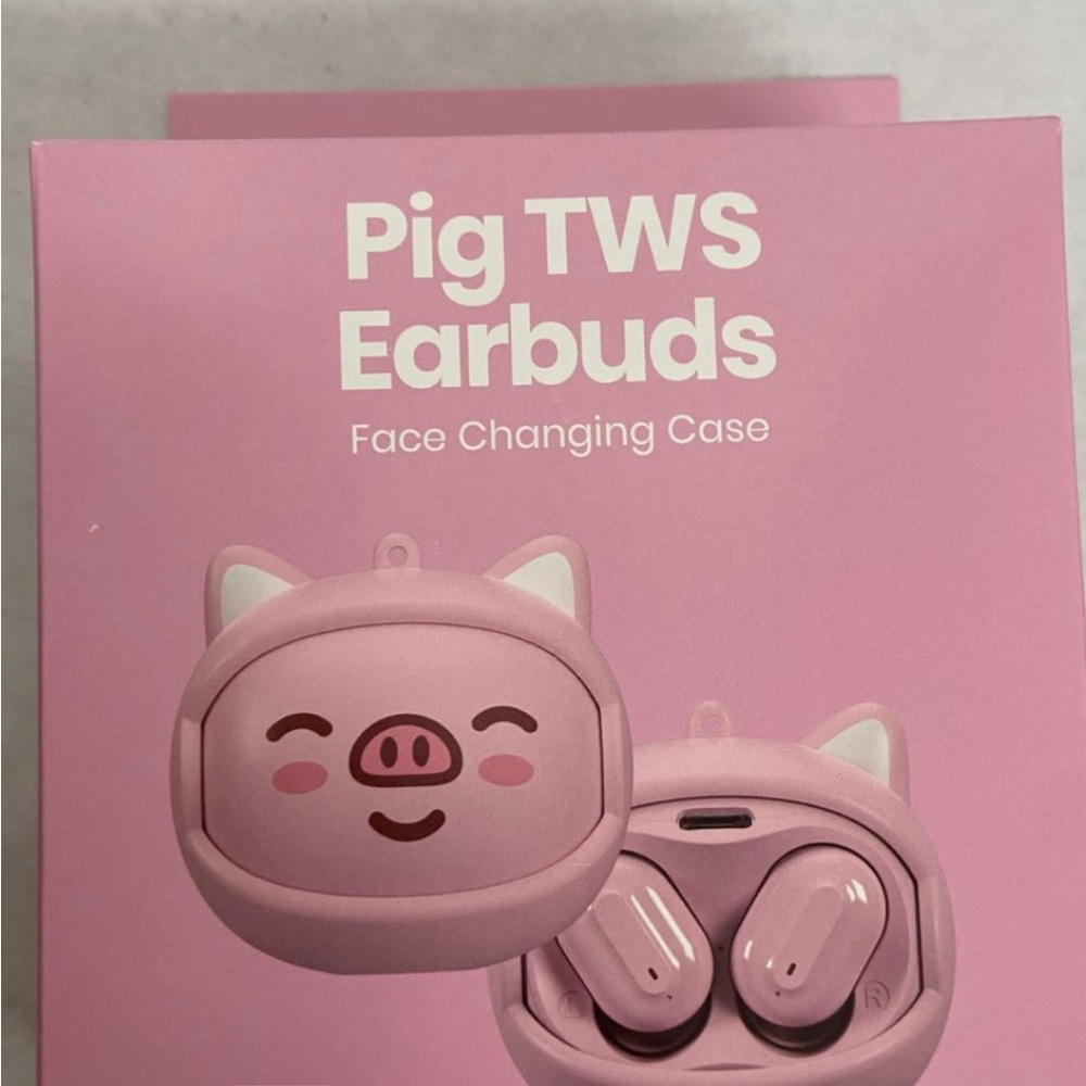 Adorable Pig TWS Earbuds with Fun Case